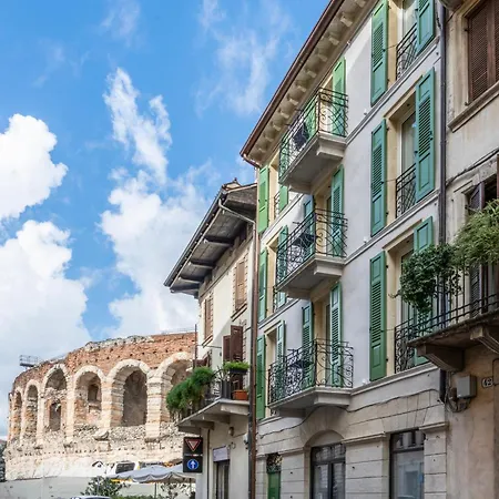 Residenza Wega - Luxury شقة